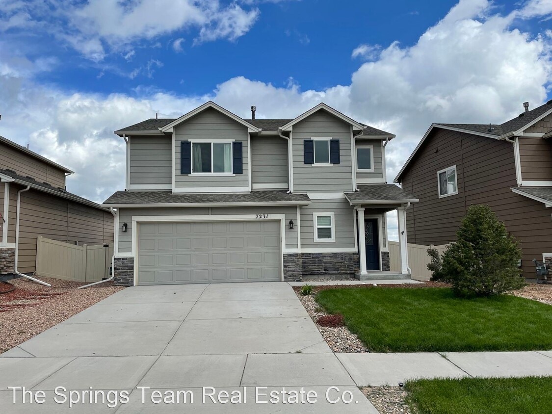3 br, 2.5 bath House 7231 Cedar Brush Court House Rental in Colorado Springs, CO