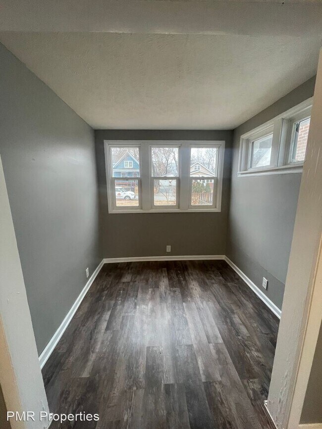 Building Photo - 3 br, 1 bath House - 5315 North 28th Avenue
