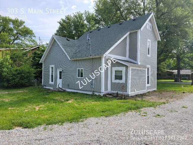 Building Photo - Fully Remodeled 4/1.5