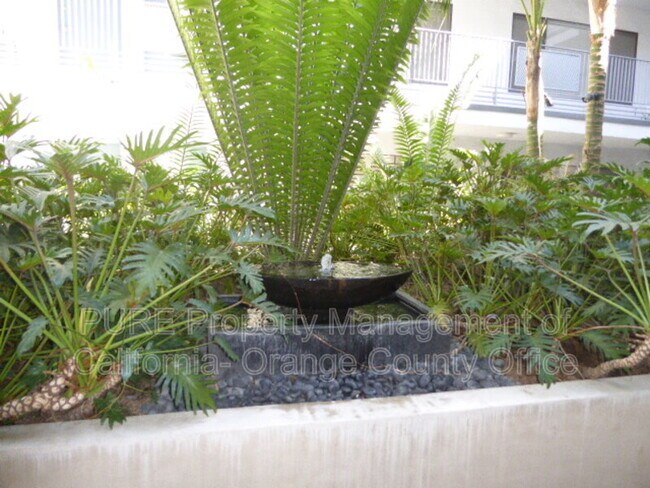 Foto del edificio - 1930 N Vermont Ave