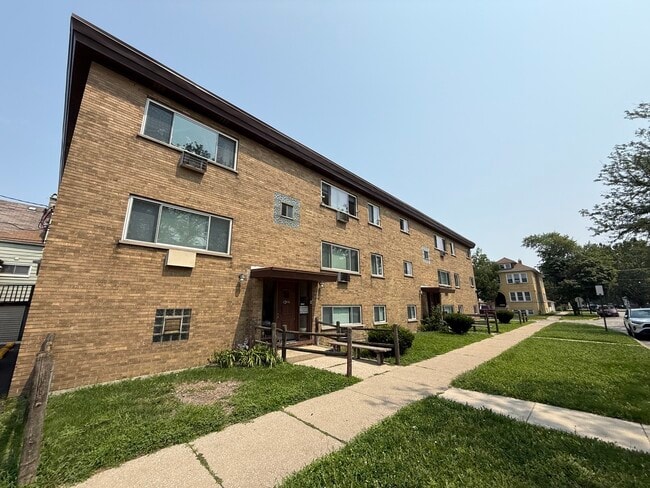 Building Photo - 1246 S 51st Ct