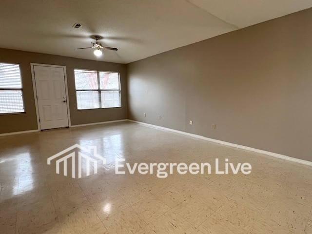 Foto del edificio - 101 Morning Bloom Ct