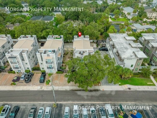 Building Photo - 339 Ahern St