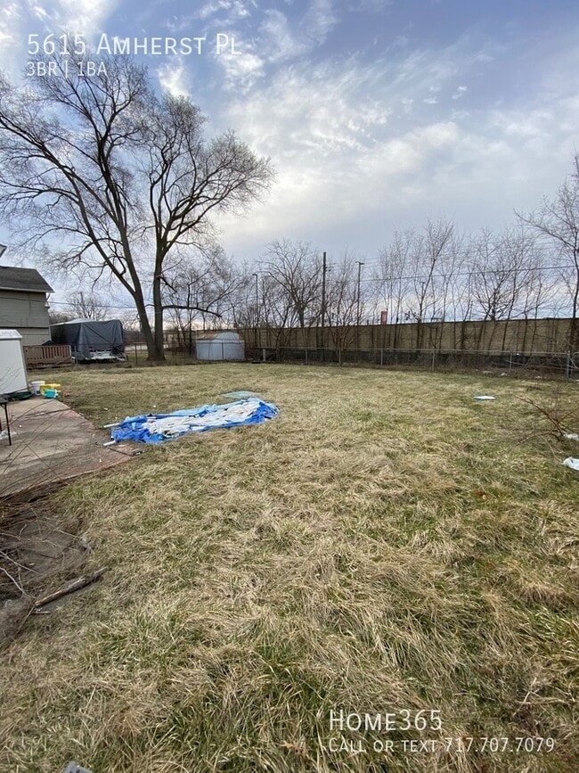 Building Photo - 3 bedroom home