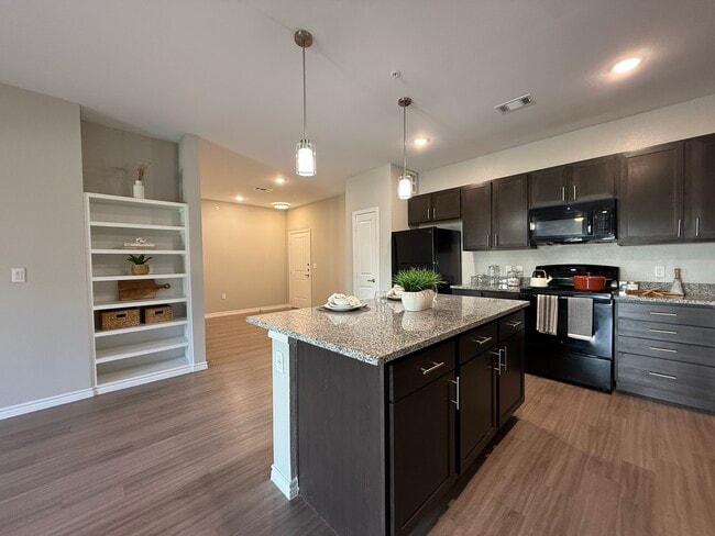 Building Photo - 3144 Gorge Way