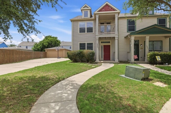 "Fabulous Cul-De-Sac Townhome In Keller ISD With Loft And Private Balcony!" - "Fabulous Cul-De-Sac Townhome In Keller ISD With Loft And Private Balcony!"