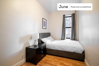 Building Photo - Room in Shared 4 bed/1 bath home in Central Harlem