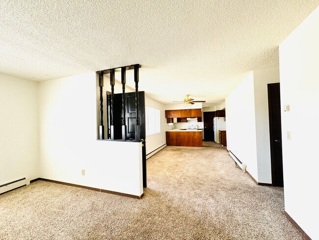 Building Photo - 1633 Elizabeth Ct