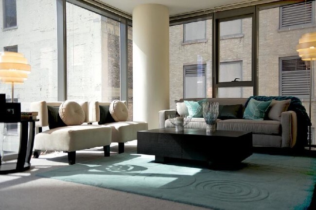 Foto del edificio - 214 N Wells St