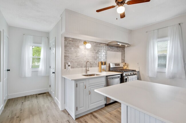 Foto del edificio - 34 Livingston St