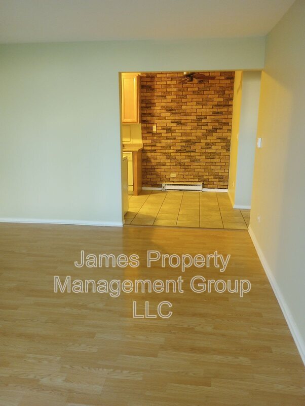 Foto del edificio - 860 E Old Willow Rd