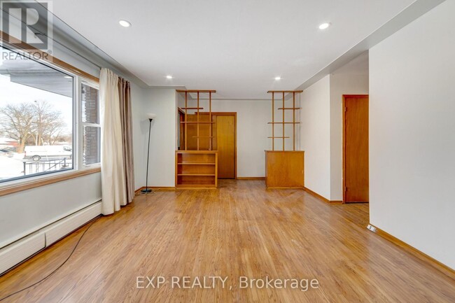 Building Photo - 1023 Eagle Dr