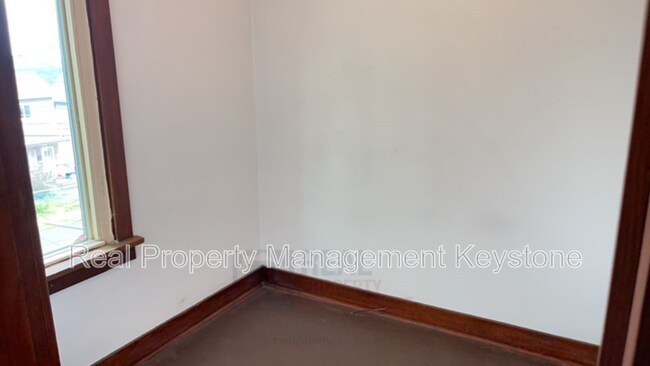 Foto del edificio - 122 E 16th Ave