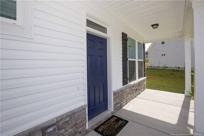 Foto del edificio - 1170 Camellia Dr