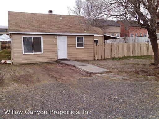 Primary Photo - 873 SW 2nd St