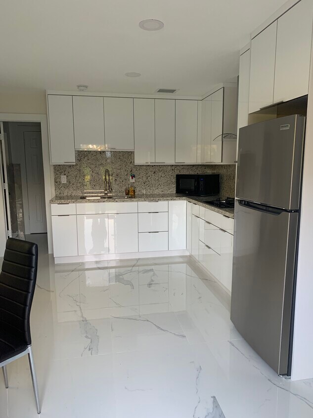 18375 SW 214th St Unit 1, Miami, FL 33187 18375 SW 214th St Miami, FL