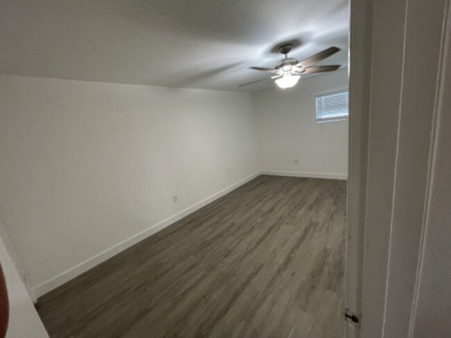 Foto del edificio - 474 C St