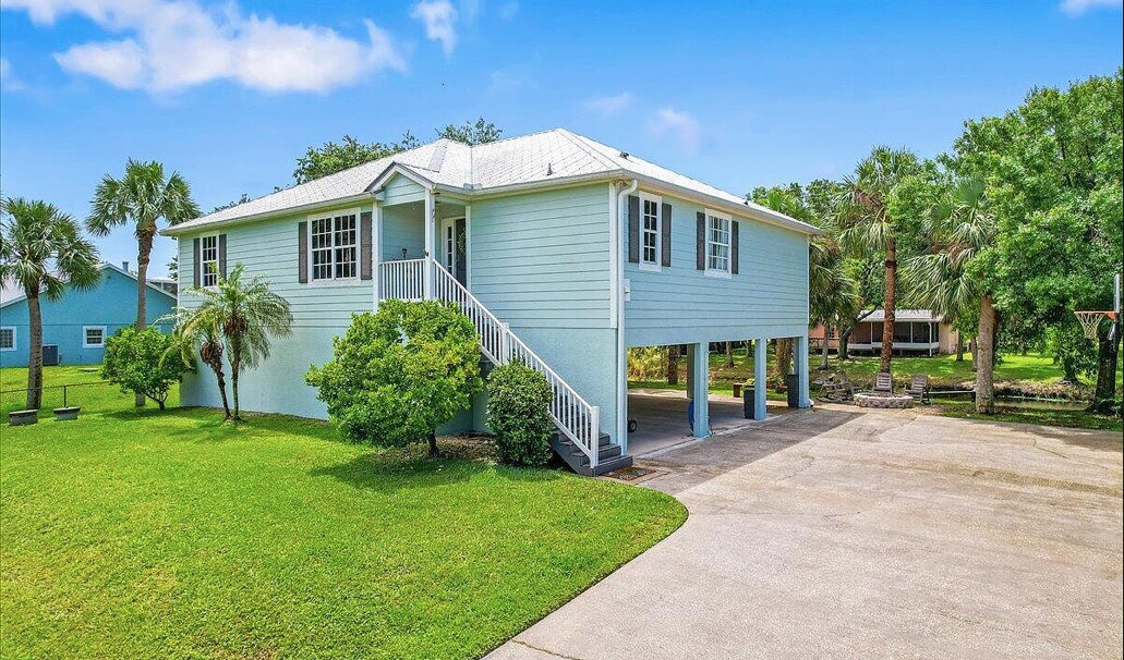 Primary Photo - 4955 Evinrude Rd