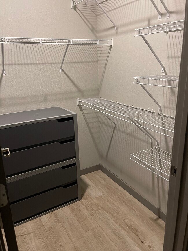 Foto del edificio - 565 Hank Aaron Dr SW