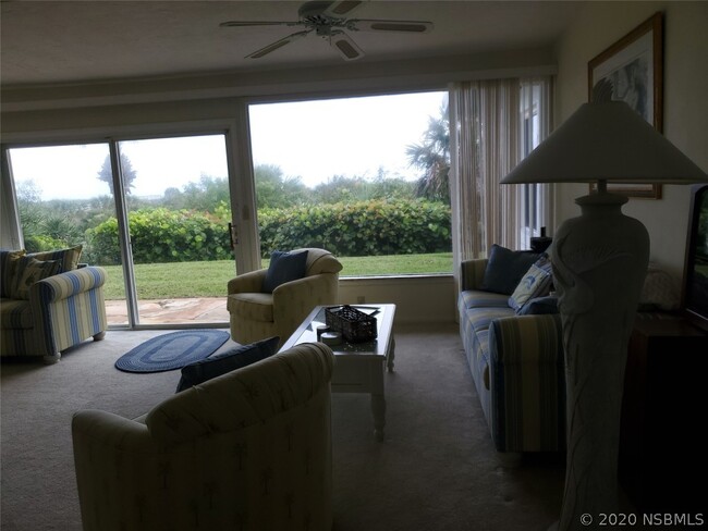 Building Photo - 2109 Ocean Dr