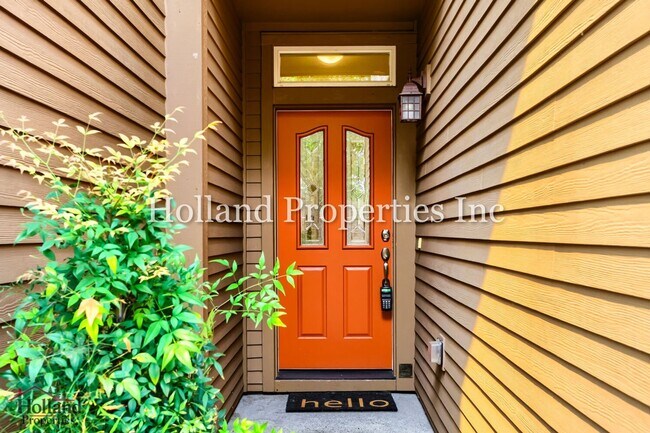 Foto del edificio - Luxury Meets Comfort in Desirable Beaverton | Spacious 3-Bedroom Home
