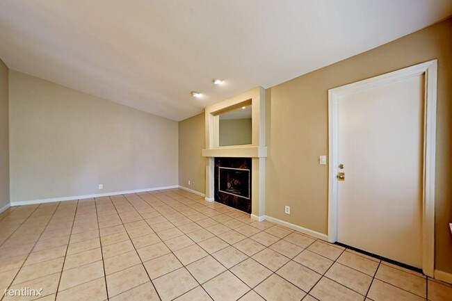 Foto del edificio - 3080 Funston Dr