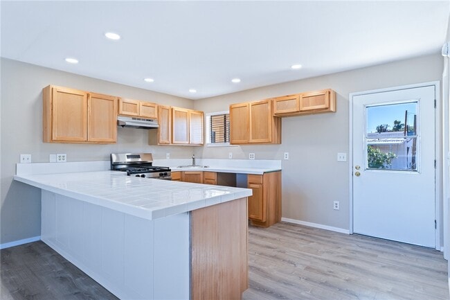 Foto del edificio - 1453 Luna Ln