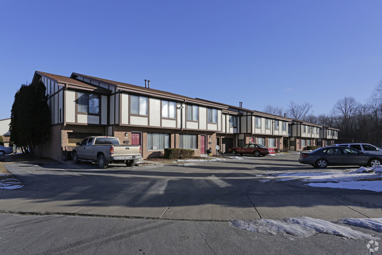 Primary Photo - Good Hope Townhomes