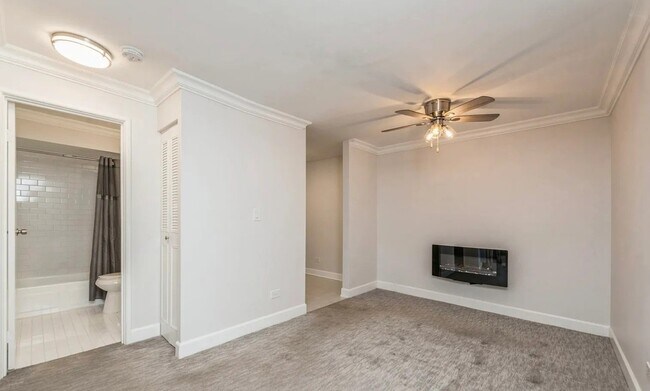 Foto del edificio - 1459 N Winslowe Dr