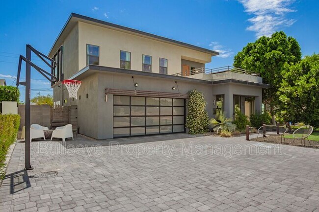 Foto del edificio - 4413 E Montecito Ave