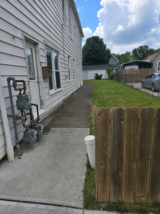 Photo - 3464 W 52nd St (Cleveland, OH)