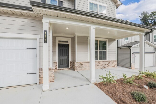 Foto del edificio - 131 Vivian Ln