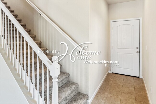 Building Photo - Beautiful Capital Village Home