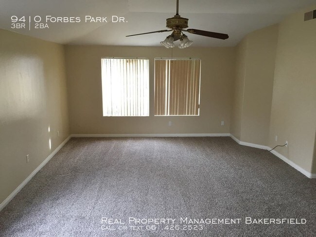 Foto del edificio - 9410 Forbes Park Drive