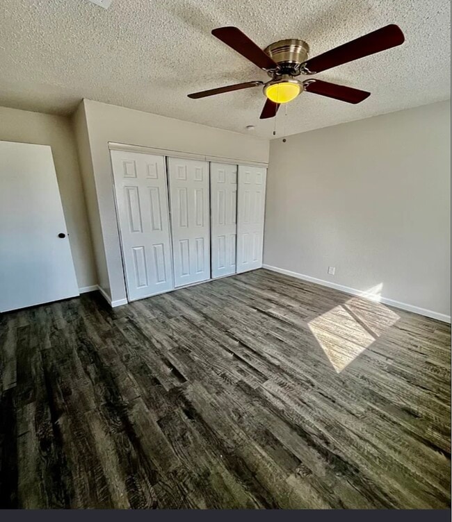 Building Photo - 2810 Diamond Fld