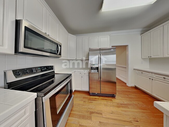 Foto del edificio - 4130 Leinbach Dr