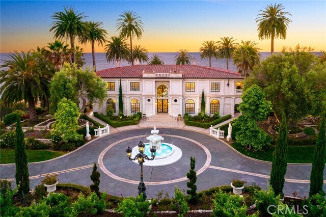 Foto principal - 3300 Palos Verdes Dr W