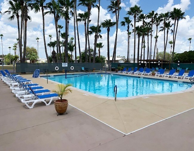 FunNSun RV Resort Apartments in San Benito, TX