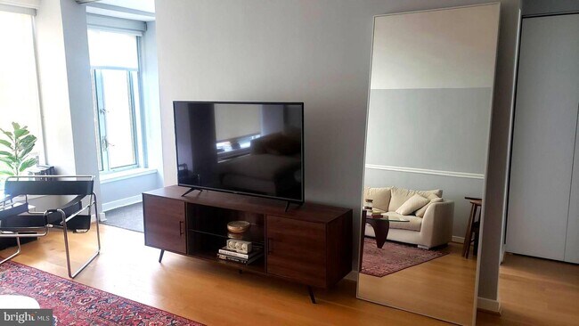 Foto del edificio - 1101 3rd St SW