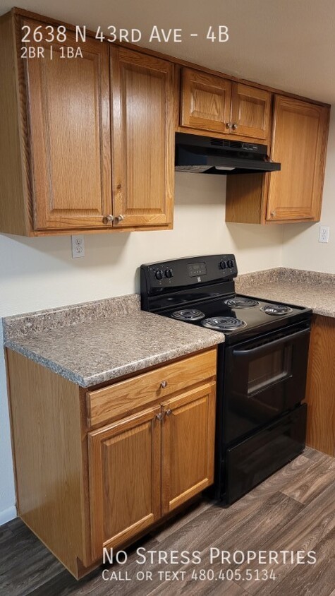 Foto principal - 2 Bed Condo off 43rd Ave and Thomas!