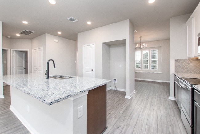 Building Photo - 1806 Holleman Dr