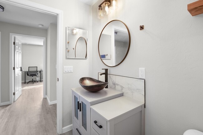 Foto del edificio - 3300 NW 15th Ln