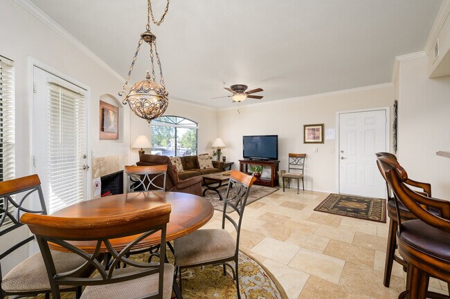 Foto del edificio - 15095 N Thompson Peak Pkwy