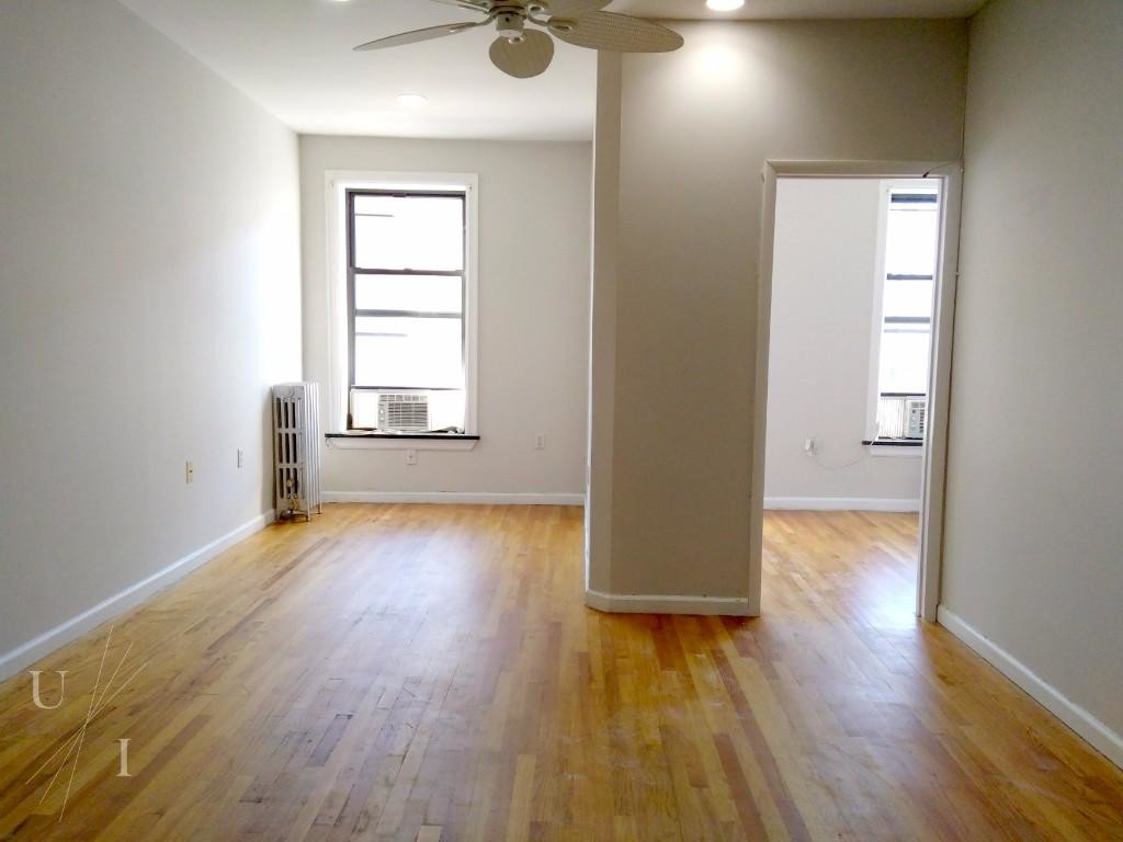 Primary Photo - 183 Smith St