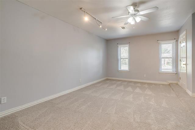 Foto del edificio - 726 Meadow Mead Dr