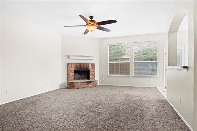 Foto del edificio - 850 Warbler Ln