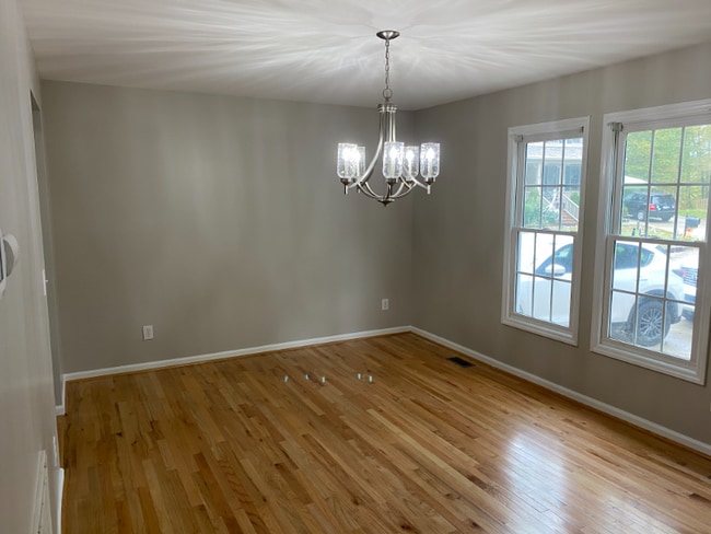 Foto del edificio - 12404 Village Pines Ln