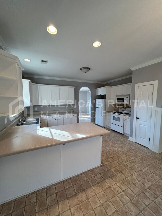 Foto del edificio - Home for rent in Hoover! View with 48 Hours Notice!