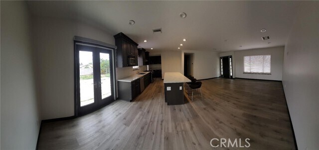 Foto del edificio - 824 W Sheridan St
