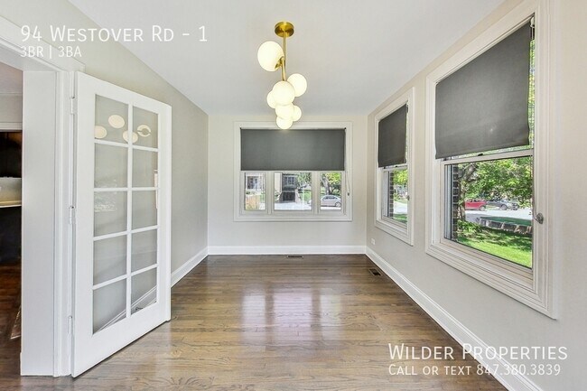 Foto del edificio - 94 Westover Rd